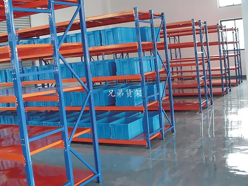 倉庫貨架的價(jià)格因?yàn)槭裁丛驎?huì)有浮動(dòng)