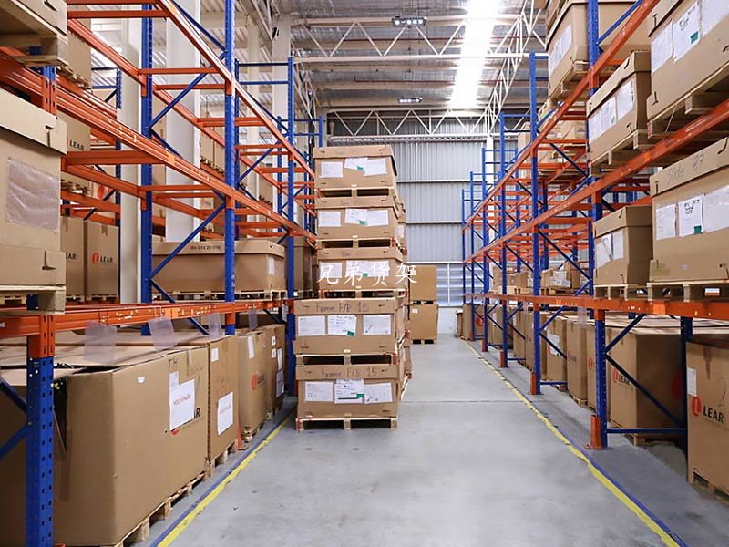 為何重型貨架備受大、中型企業(yè)青睞？重型貨架